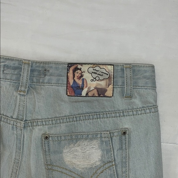 Ripped denim jean shorts - Picture 3 of 3